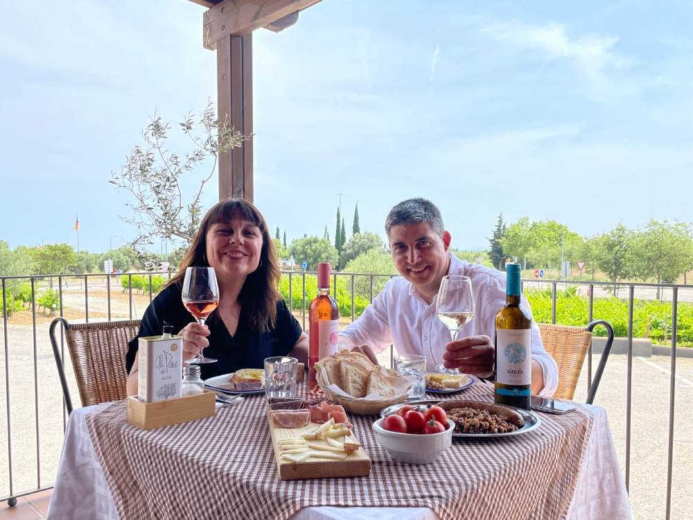 Esmorzar de forquilla al celler Empordàlia