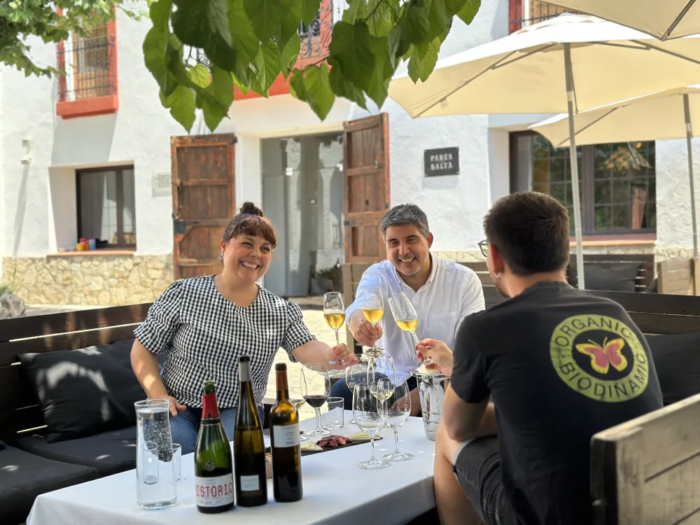 Tast de vins i caves a Parés Baltà al Penedès